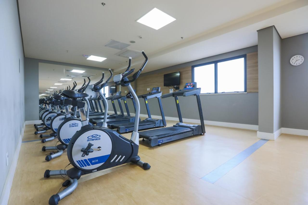 Tryp By Wyndham Ribeirao Preto Hotel Luaran gambar The gym at the hotel